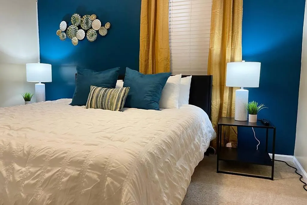 Cozy Escape ◉ King Sized Bed And Fast Wifi Awaits! Villa Charlotte 0*,