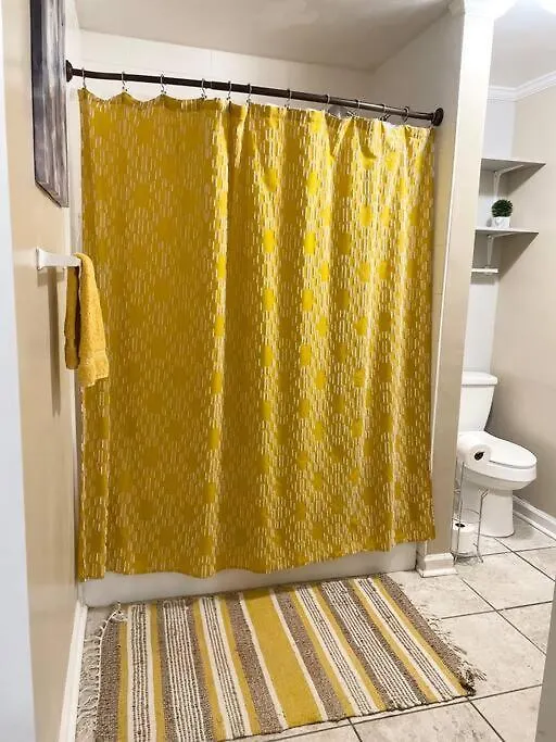 Cozy Escape ◉ King Sized Bed And Fast Wifi Awaits! Villa Charlotte
